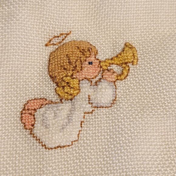 Vintage Handmade Baby Blanket w/ Embroidered Kids & Fringe Edges 36"x36" - Picture 10 of 16